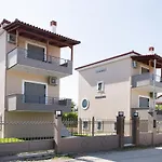 Dream Maisonete With Garden Near In Sea 别墅 *