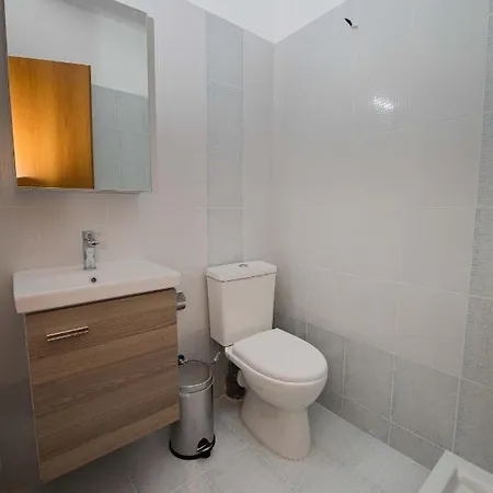 Dream Maisonete With Garden Near In Sea *