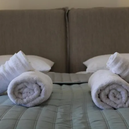 Dream Maisonete With Garden Near In Sea Vila